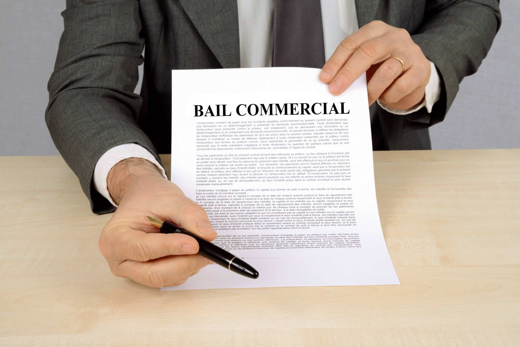 Exercice du droit d’option par le bailleur commercial : aucune condition de forme