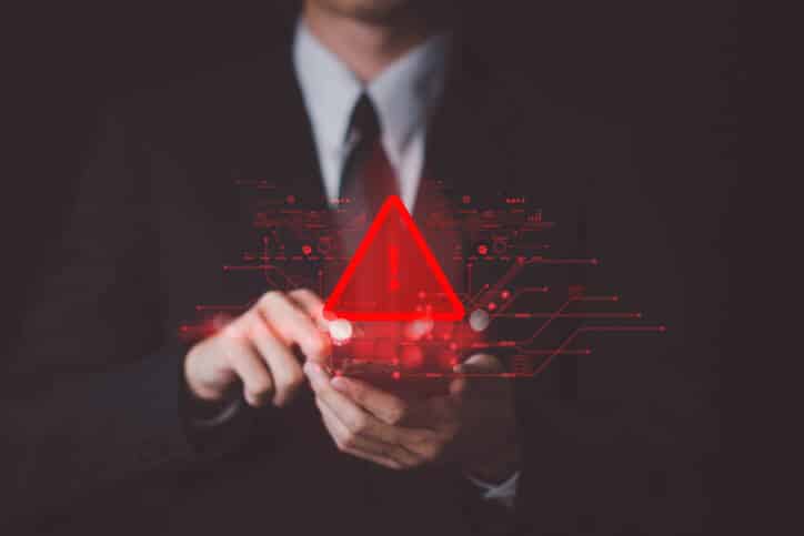 Majoration pour manœuvres frauduleuses : nécessité d’établir la connaissance du caractère fictif de la facture