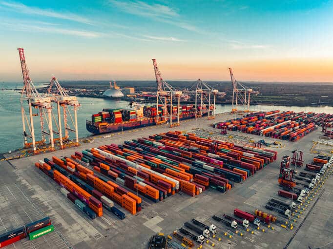 Quelles entreprises peuvent demander à bénéficier de l’activité partielle en raison de la guerre au Moyen-Orient ?